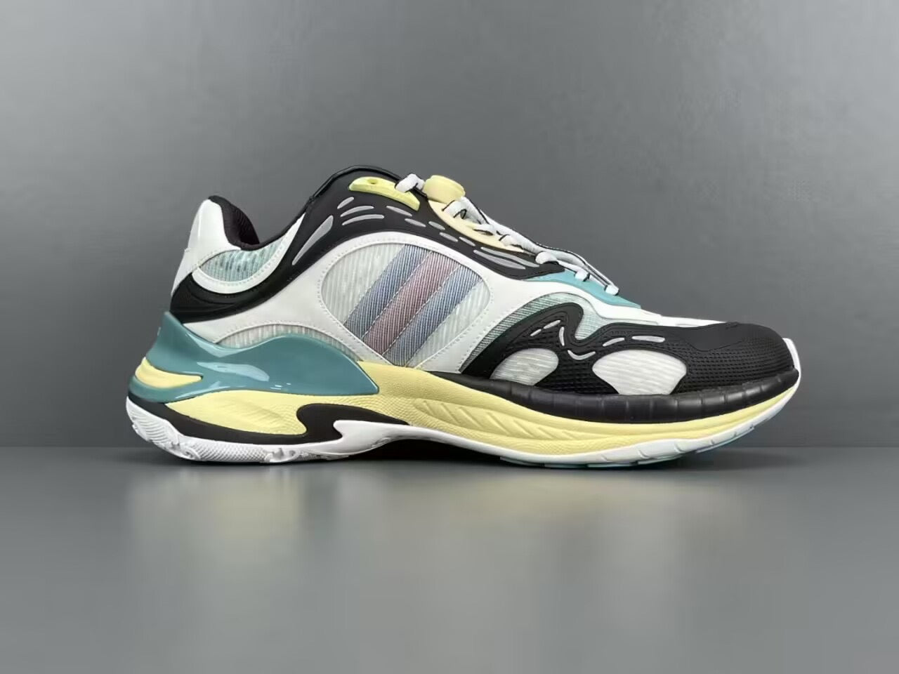 Gucci 2.0 trainer in multicolor