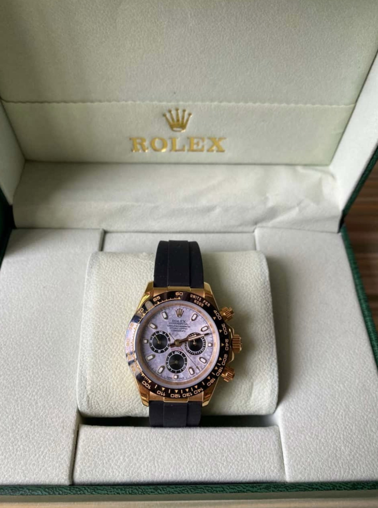 Rolex Cosmograph Daytona in Everose gold